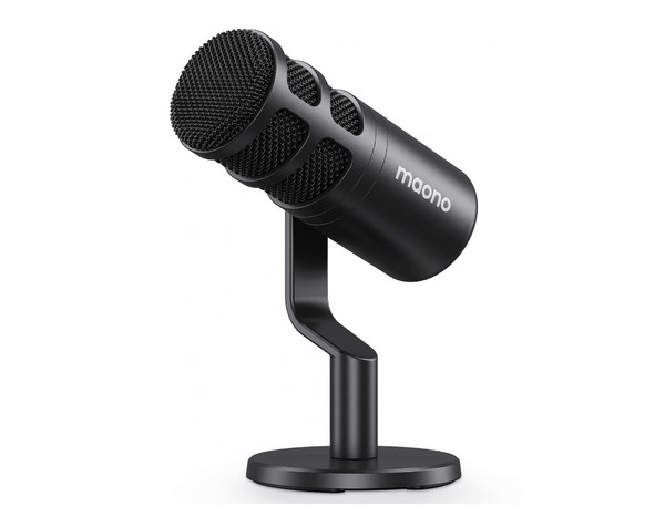 Microphone Podcast Equipment