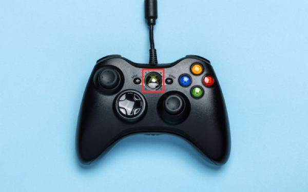 使用 Xbox 控制器